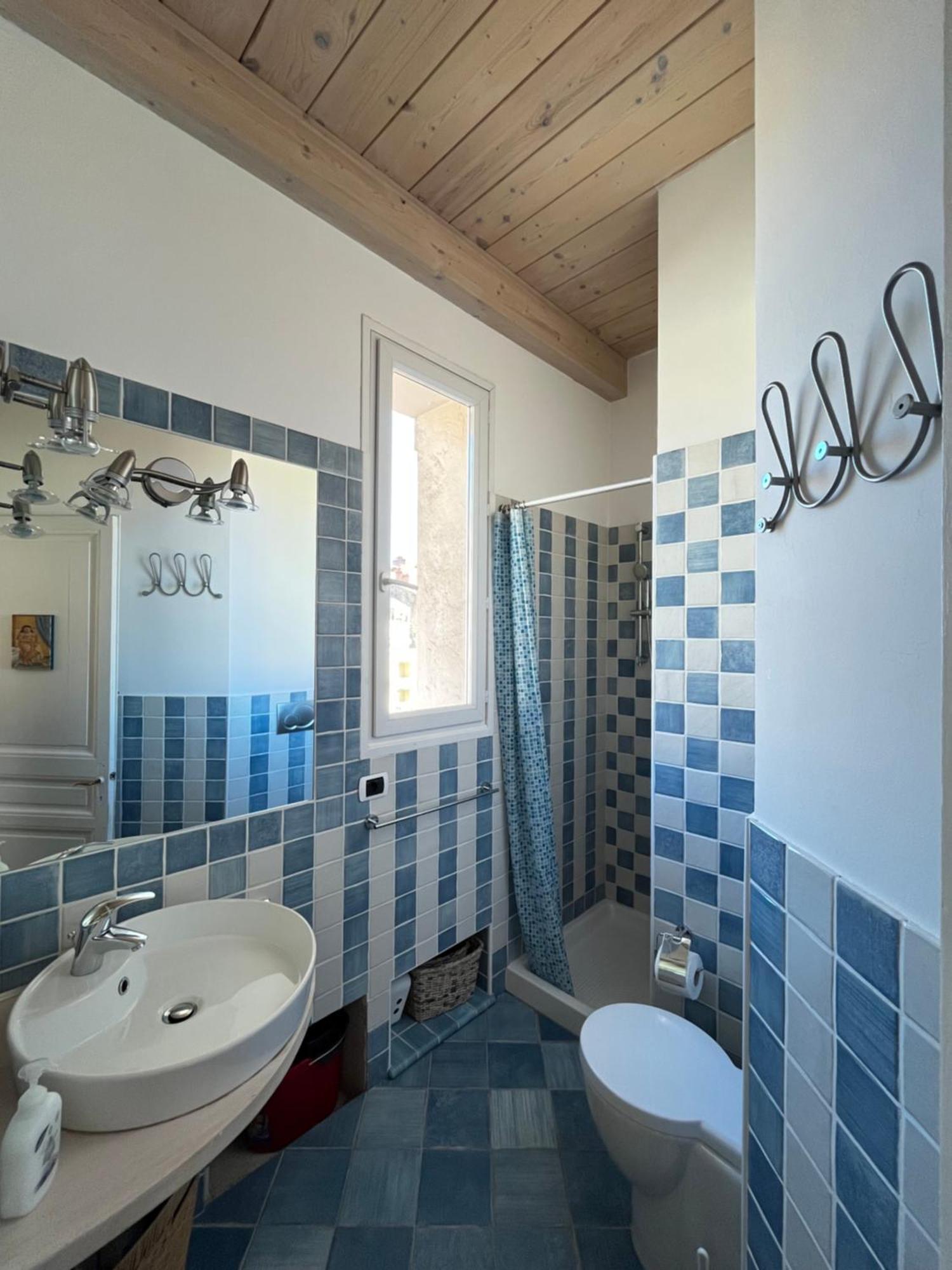 Maison Re- Splendido Appartamento Centro Mentone Экстерьер фото